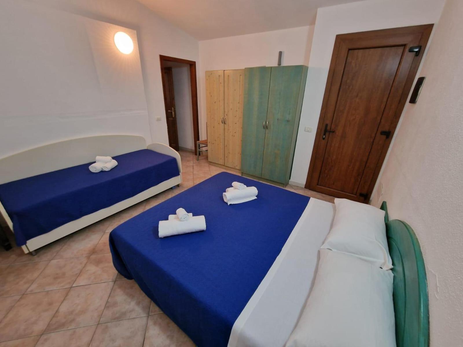 Il Borgo Di Badesi Aparthotel Eksteriør bilde